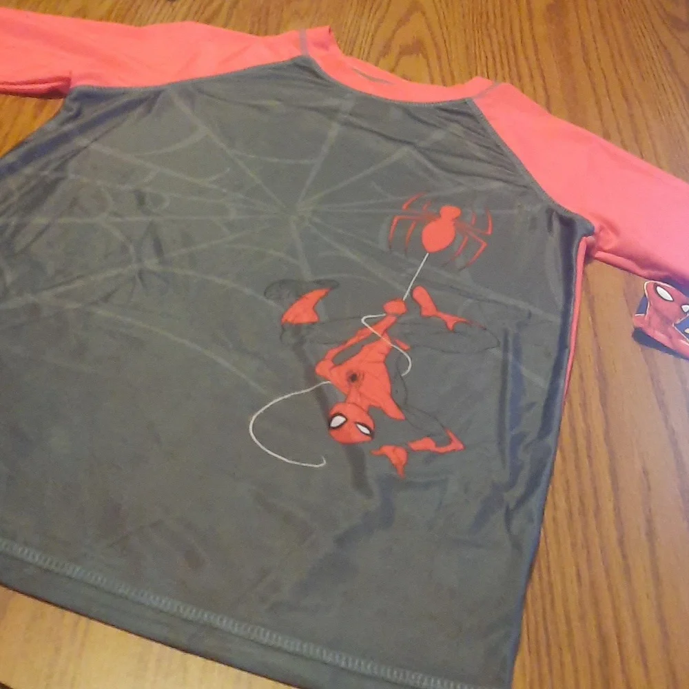 Spiderman swim shirt rashguard UPF 50+ boys size large